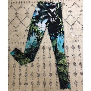 Wonderland Honolulu leggings